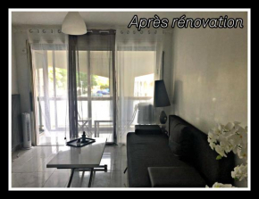 Renovated studio, downtown La Grande Motte 300 meters from the sea